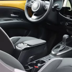   RATI ARMSTER 2 armrest TOYOTA AYGO X HYBRID 2026-  [black,vegan leather]